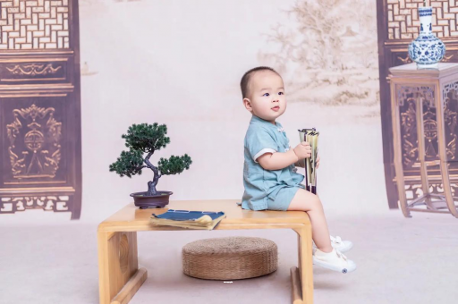 本溪宝宝几个月可以笑出声
